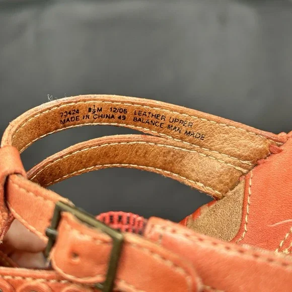 Clarks Artisan Sago Wedge Sandals Womens Size 8.5 Mango Leather Grommeted Straps - Picture 9 of 15